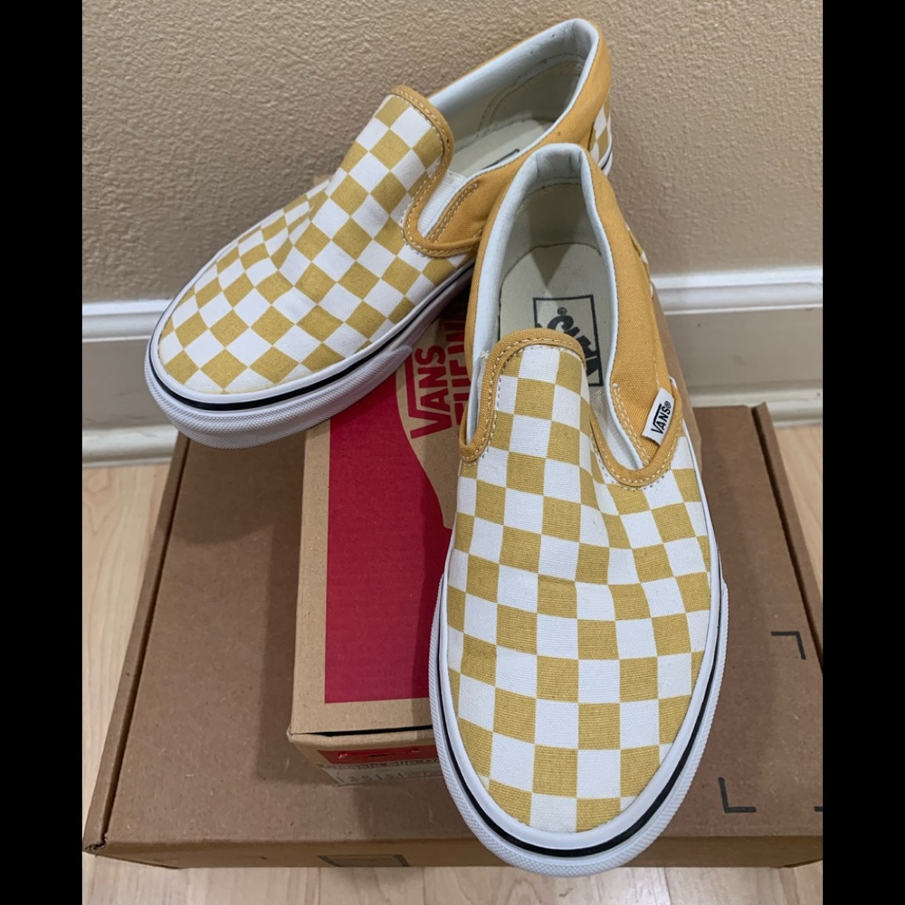 Women slip on vans checker ochre/ true